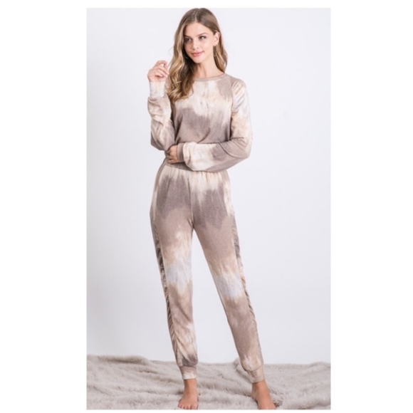 NWT FIRST LOVE Tie-dye joggers - Picture 8 of 12